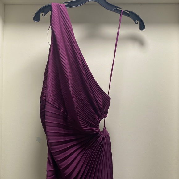 MANGO Purple Asymmetrical Pleated Dress 4 Wedding Guest - Picture 3 of 5